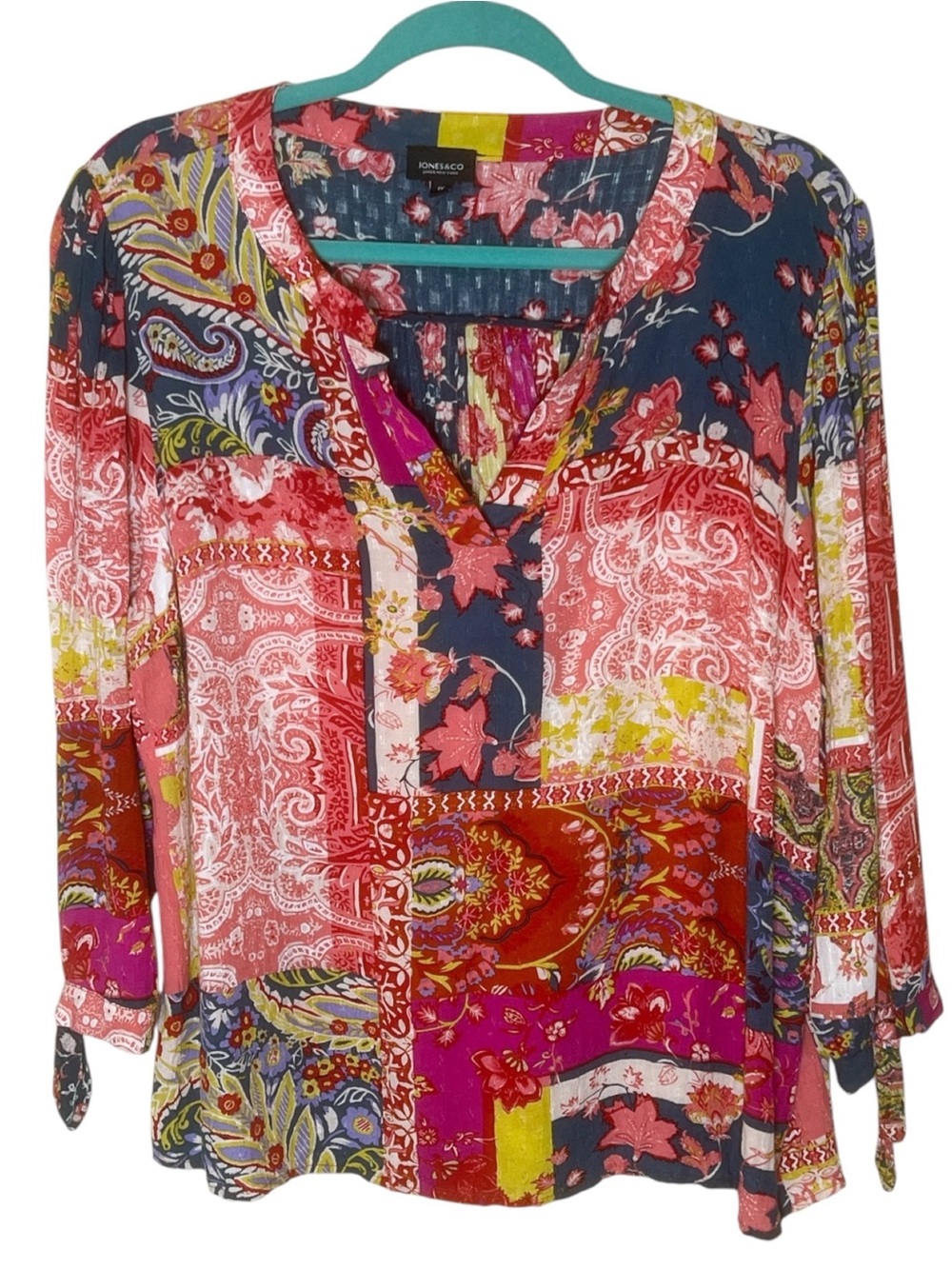 Jones NY vibrant mixed floral print flowy boho top with ¾ sleeves 1X